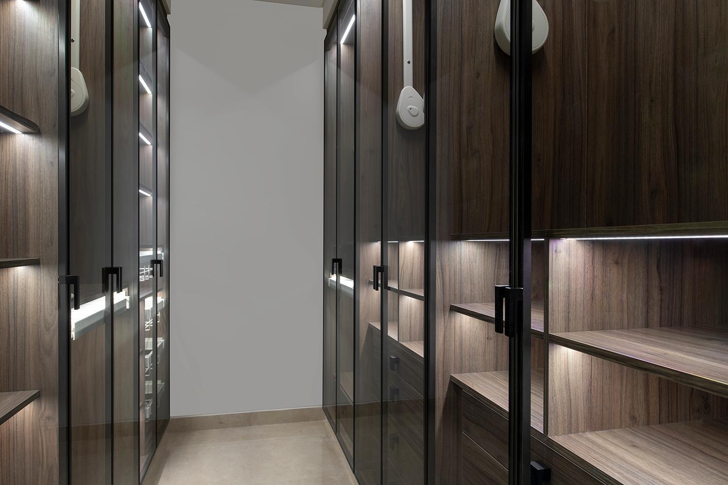Banyan Tree Doha At La Cigale Mushaireb Quarto foto A walk-in closet